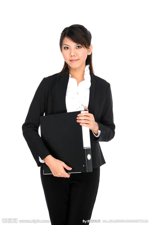 魏静怡 视觉与舞美负责人